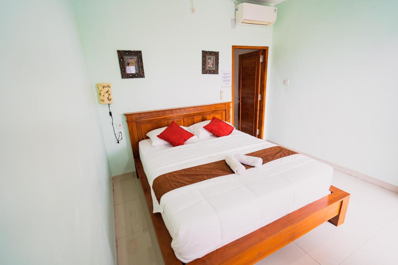 Guesthouse Cempaka Putih Seminyak  Ngoại thất bức ảnh
