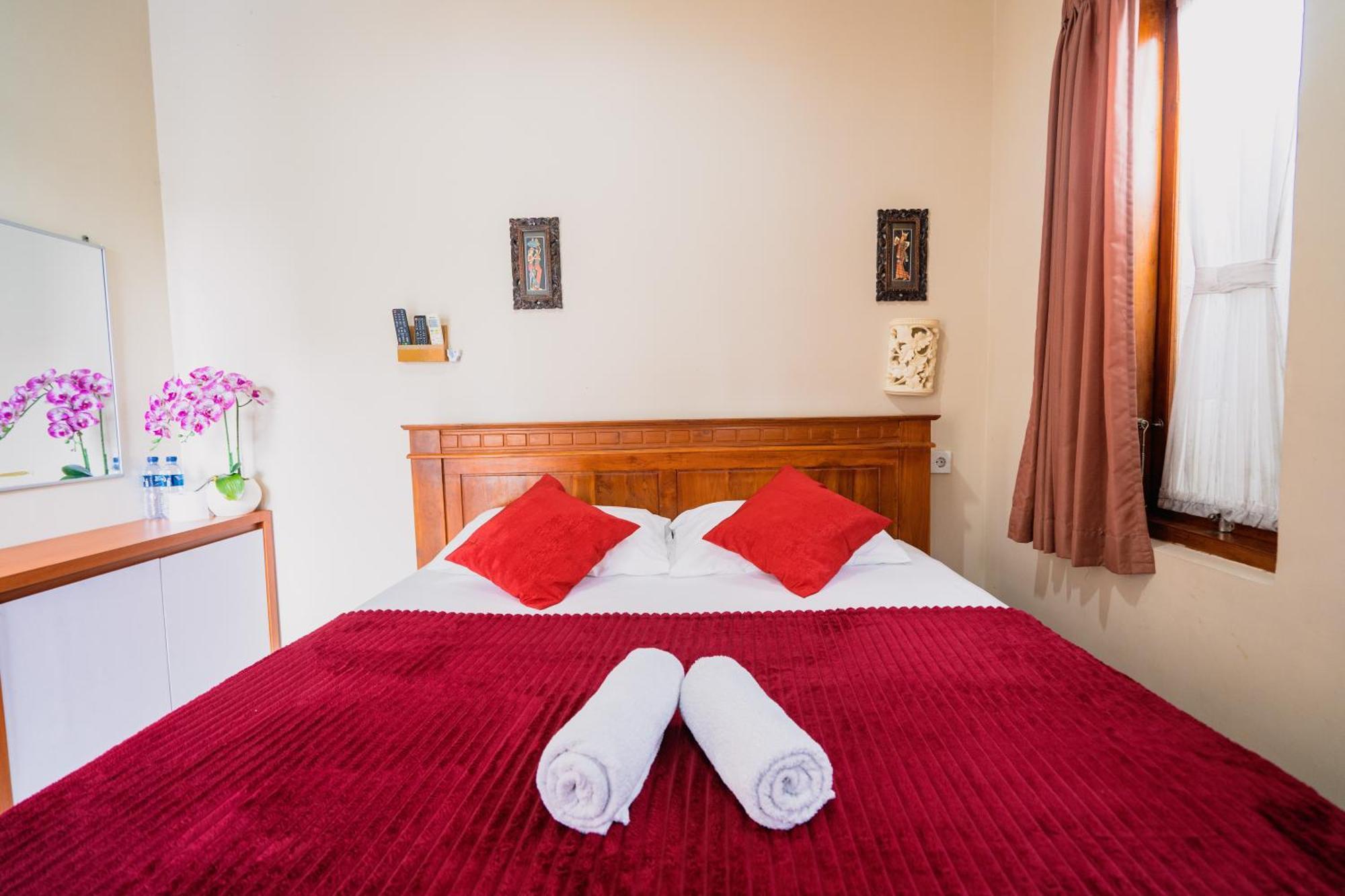 Guesthouse Cempaka Putih Seminyak  Ngoại thất bức ảnh