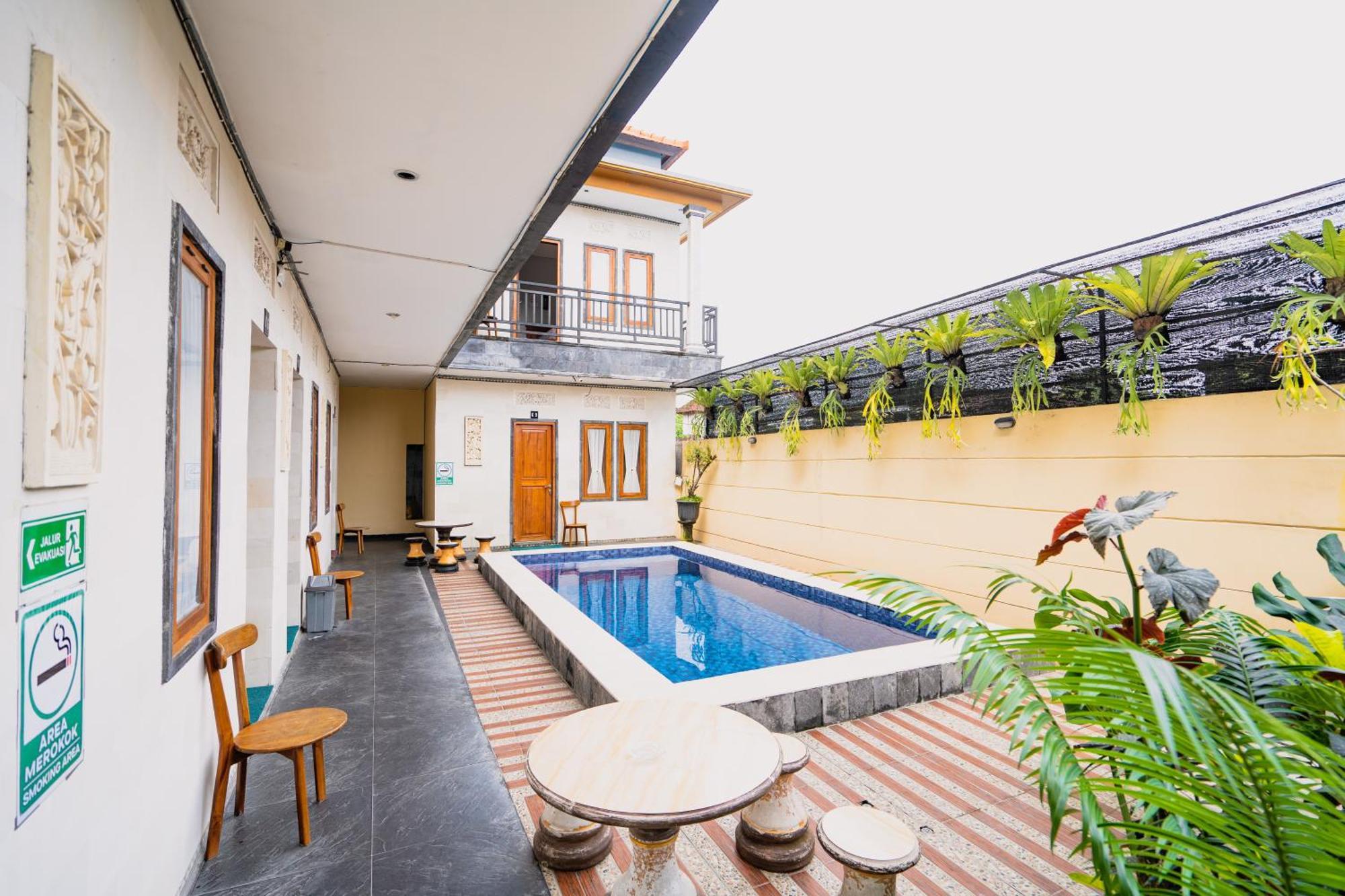 Guesthouse Cempaka Putih Seminyak  Ngoại thất bức ảnh