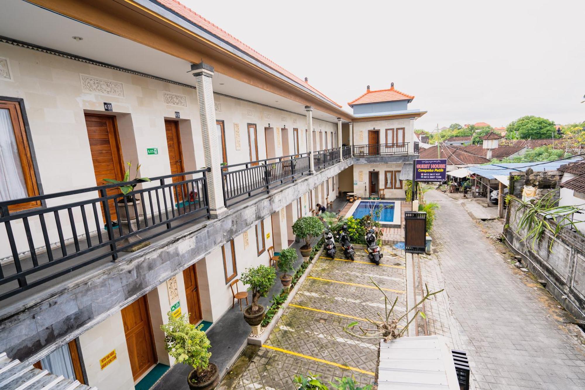 Guesthouse Cempaka Putih Seminyak  Ngoại thất bức ảnh